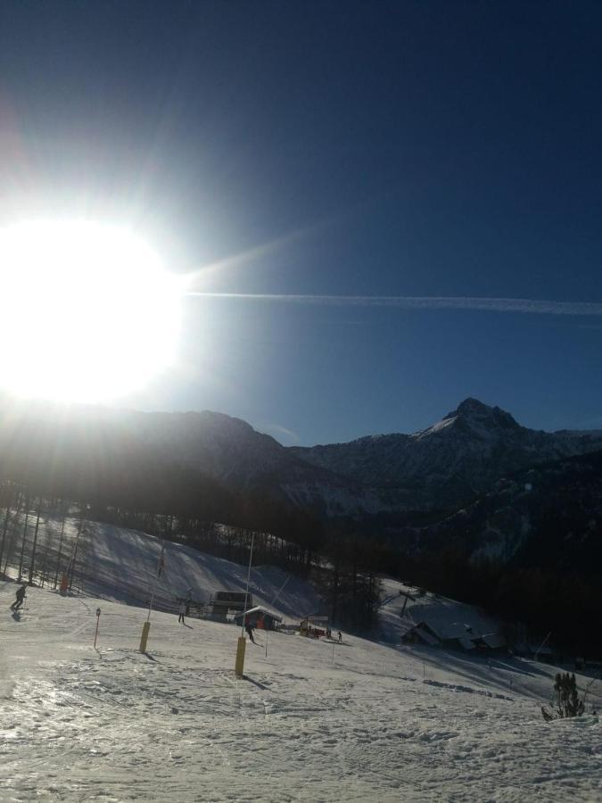 Deacons Lodge Bardonecchia Eksteriør bilde