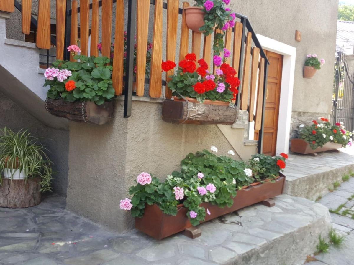 Deacons Lodge Bardonecchia Eksteriør bilde
