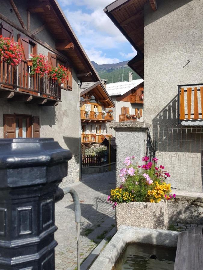 Deacons Lodge Bardonecchia Eksteriør bilde