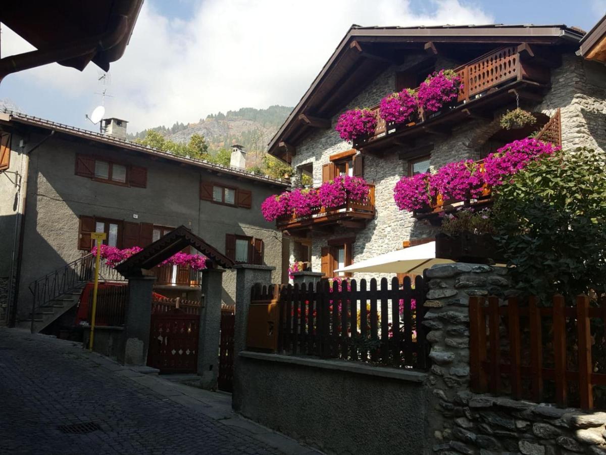 Deacons Lodge Bardonecchia Eksteriør bilde