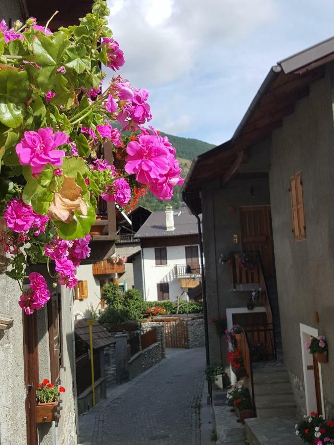 Deacons Lodge Bardonecchia Eksteriør bilde